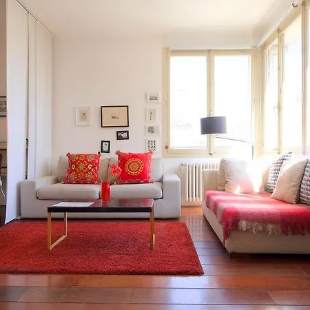 Hotel Riva Lofts And Suites