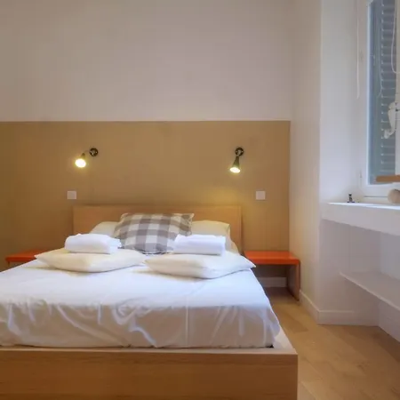 Riva Lofts And Suites Hotel