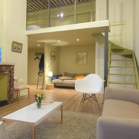 Hotel Riva Lofts And Suites 2*