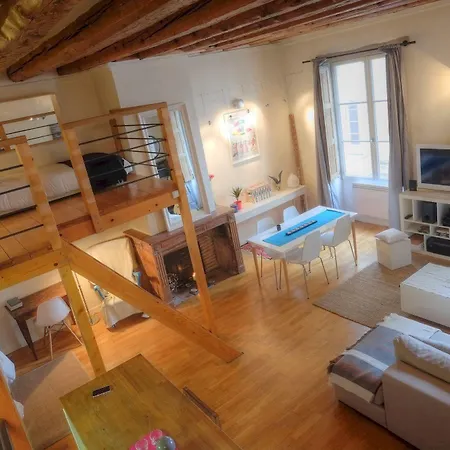 Riva Lofts And Suites Hotel 2*