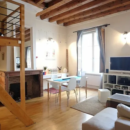 Hotel Riva Lofts And Suites 2*